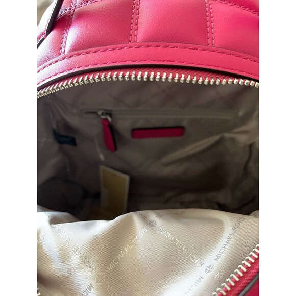 New Michael Kors Sheila Medium Backpack Quilted Dragon Fruit - Picture 4 of 6